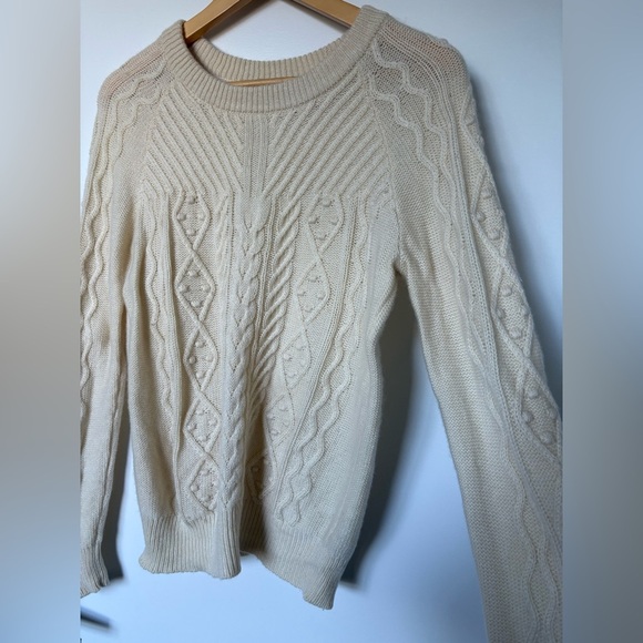 Saks Fifth Avenue Wool/Cashmere Ivory Cable Knit Sweater | Size Small - Picture 3 of 6